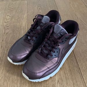 Gently worn Nike Airmax